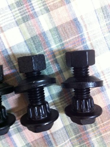 Illustration for article titled How do you use these bolts?
